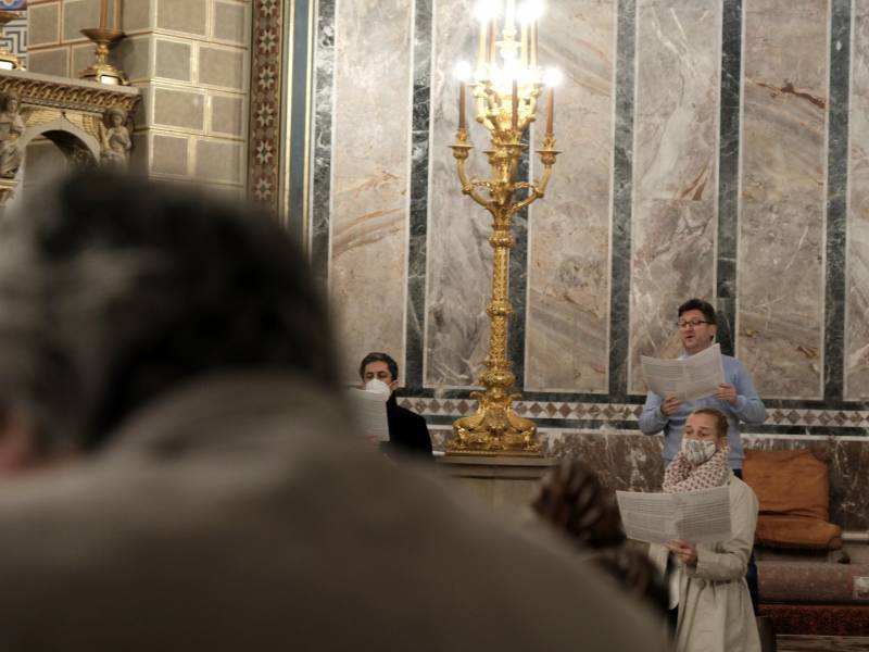 Elhunyt püspökök miséje (19).JPG